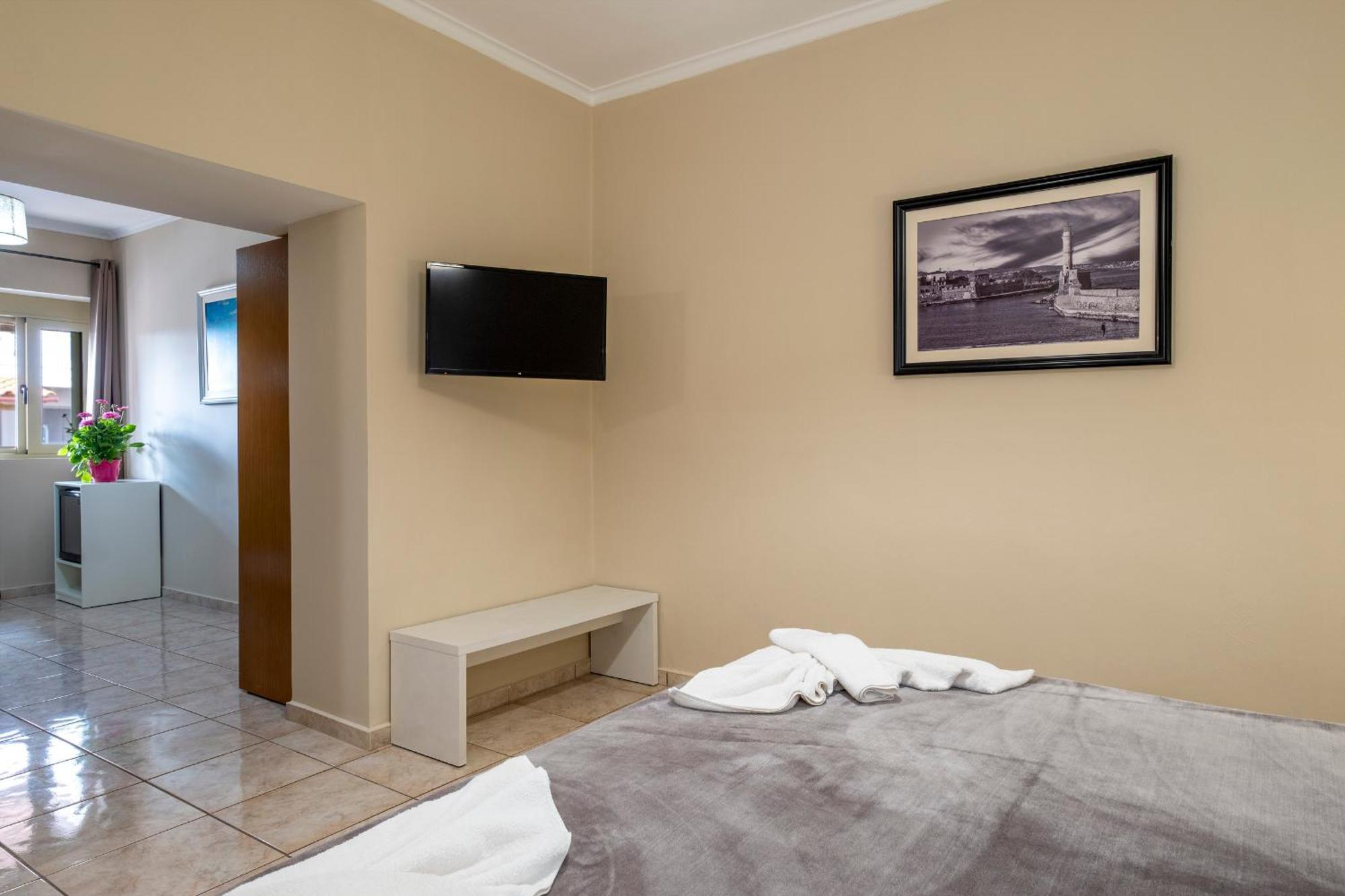 Areti Suites Kathiana Exterior photo