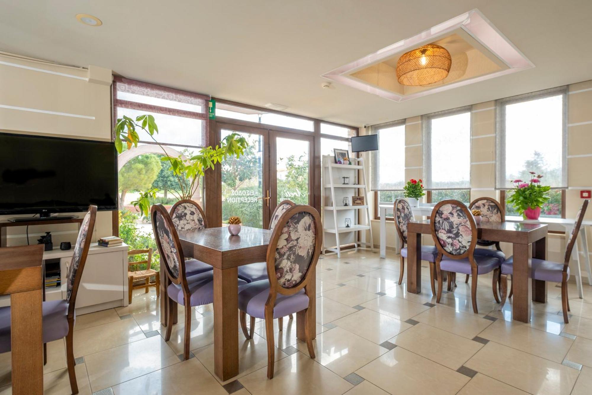 Areti Suites Kathiana Exterior photo