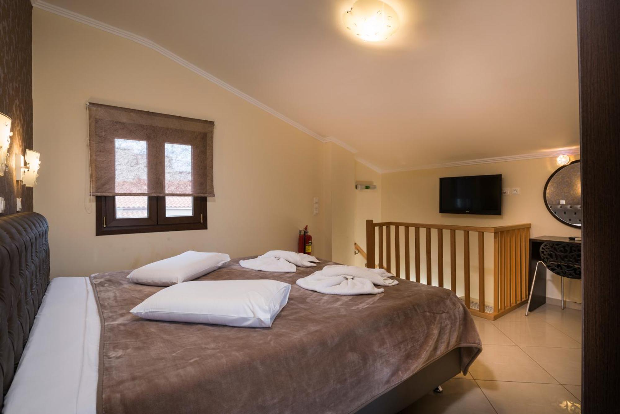 Areti Suites Kathiana Exterior photo