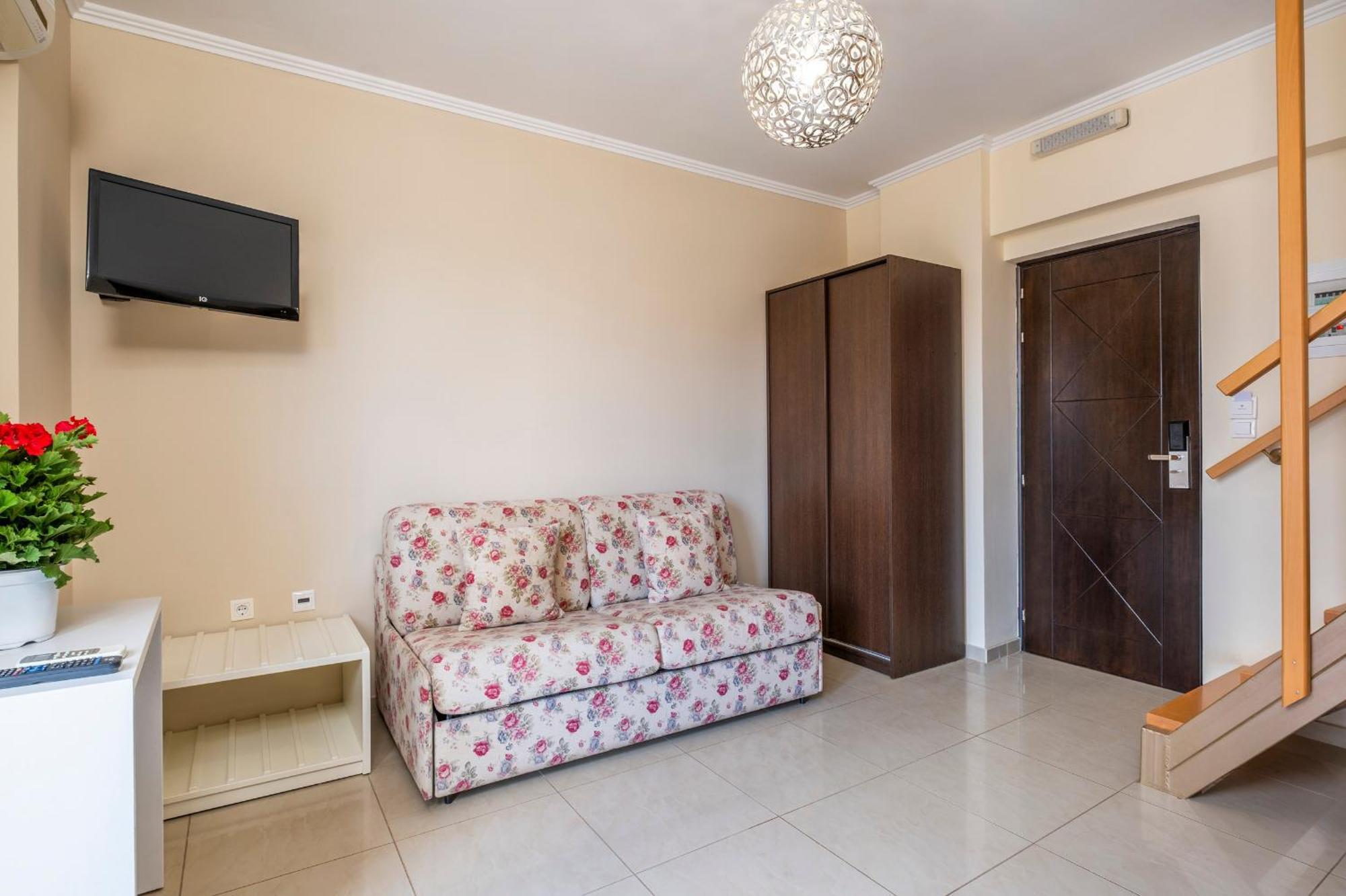 Areti Suites Kathiana Exterior photo