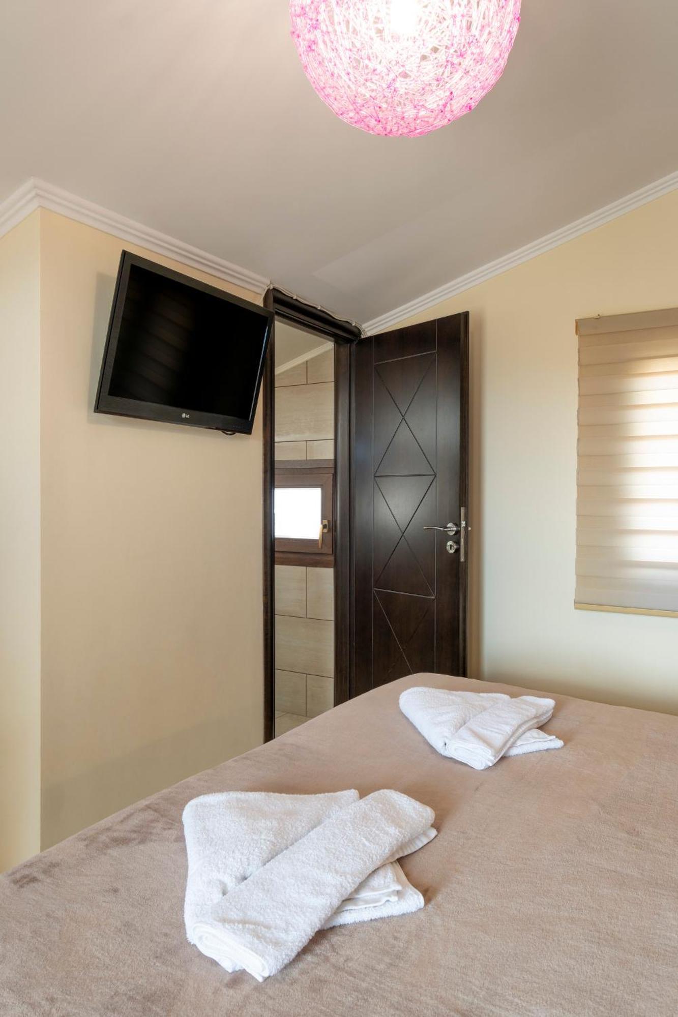 Areti Suites Kathiana Exterior photo